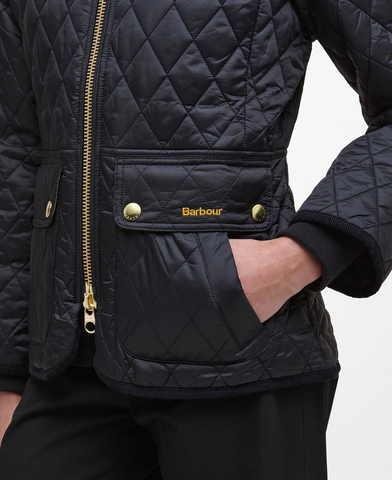 Fitted Beadnell Quilt Jacket LQU1765 Barbour